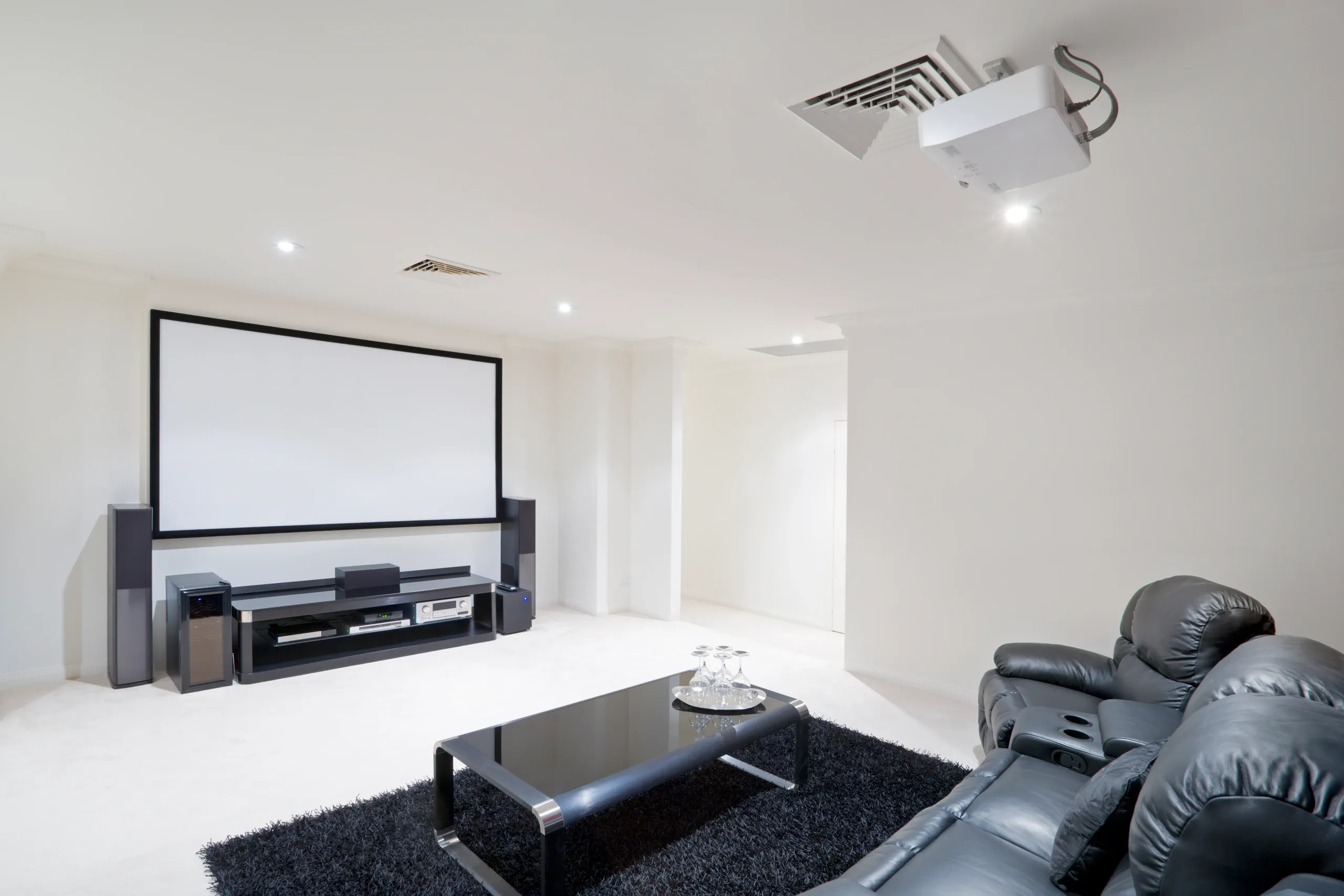 AV Solutions 6
